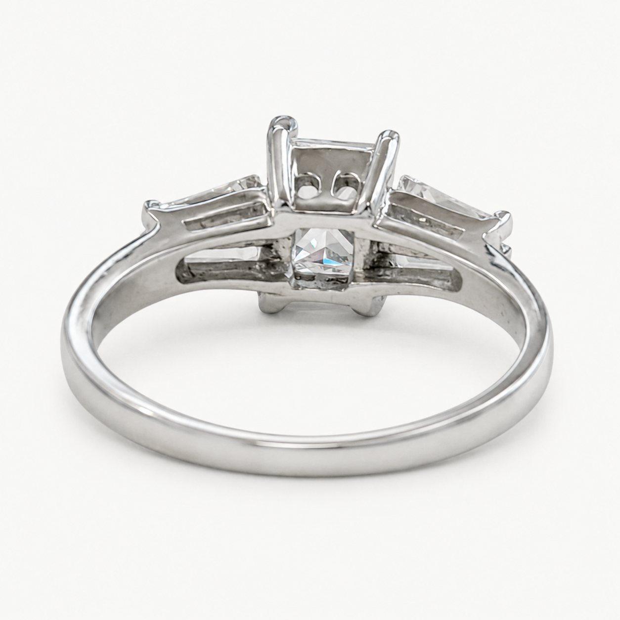The Amira Radiance Ring - 925 Sterling Silver & CZ
