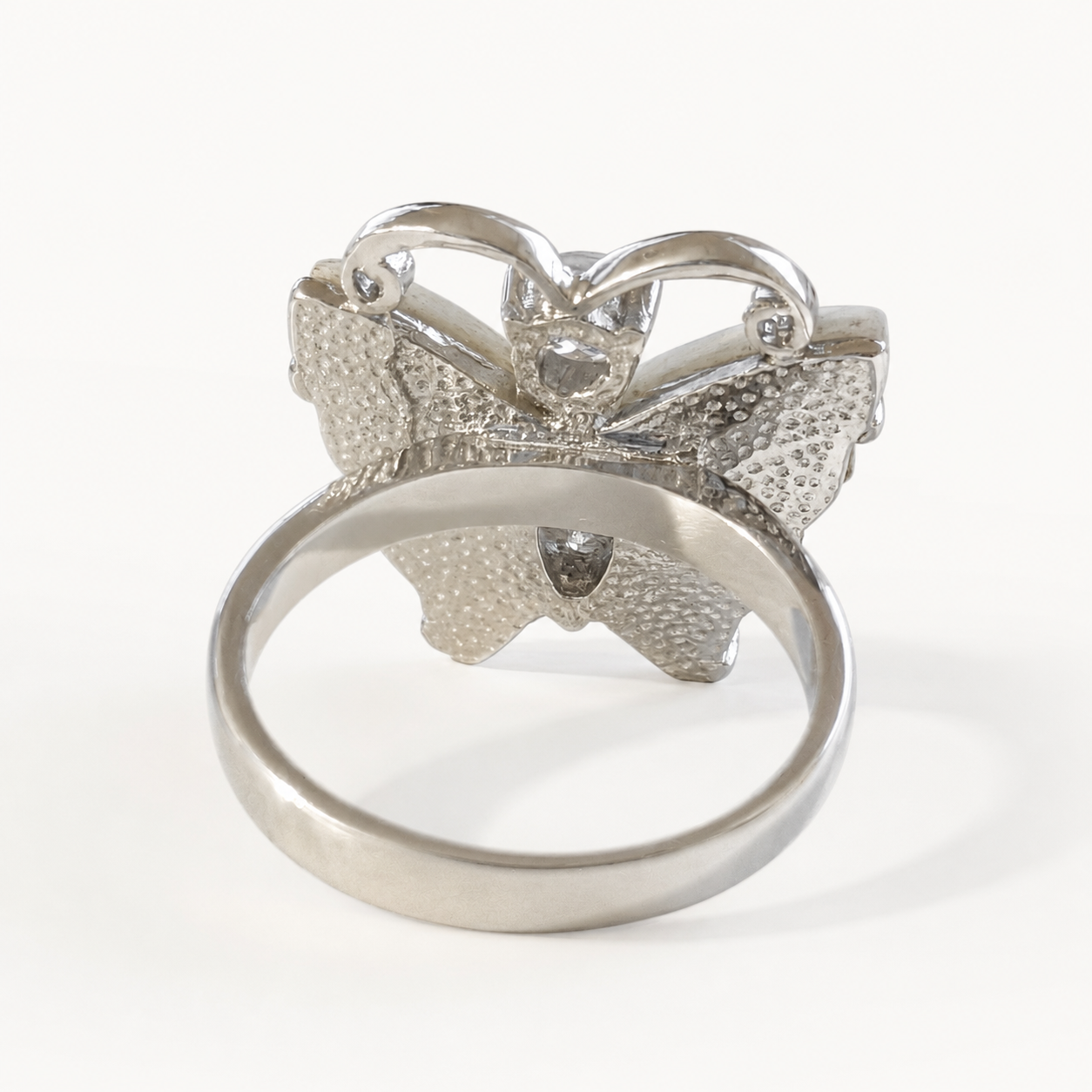 The Amara Pearl Butterfly Ring – 925 Sterling Silver