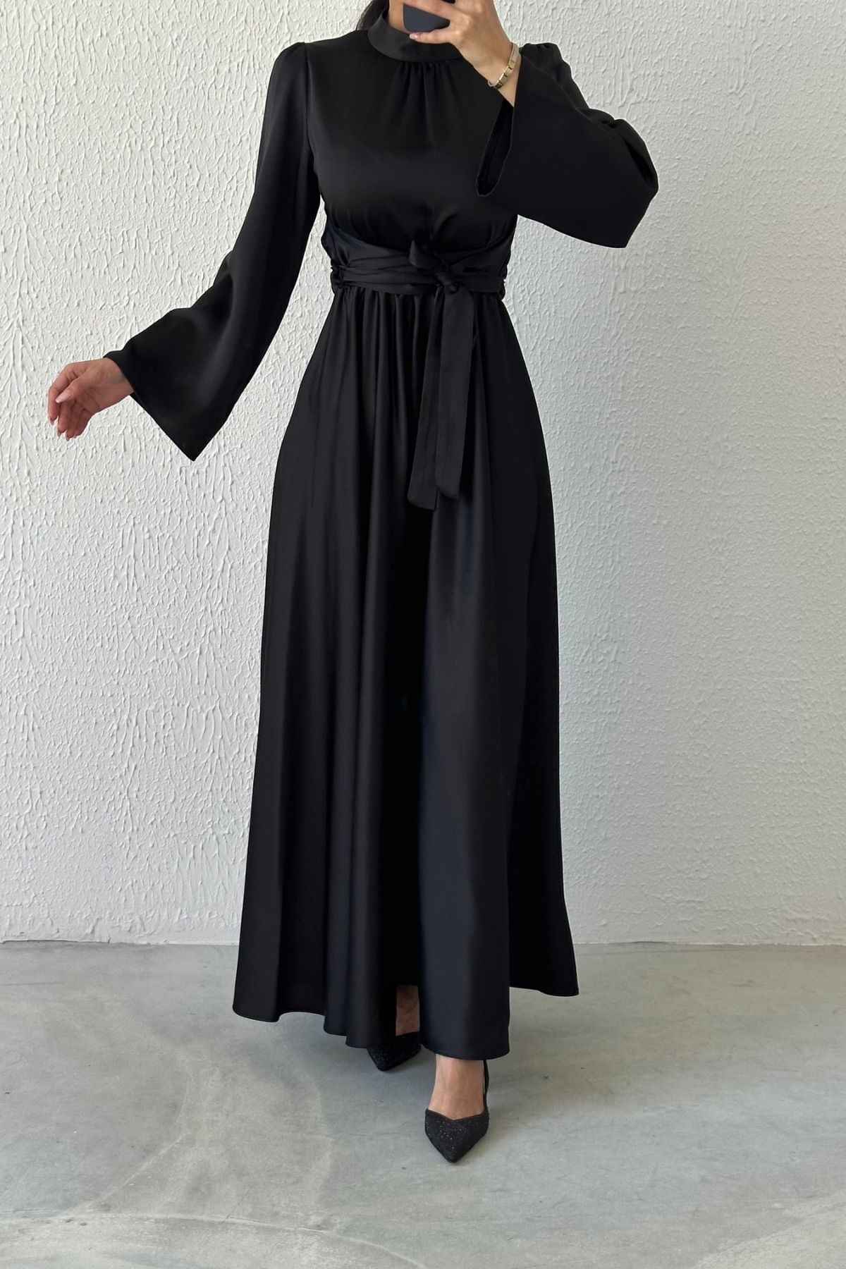 Flowing Elegance Flounce Sleeve Satin Evening Dress 6105