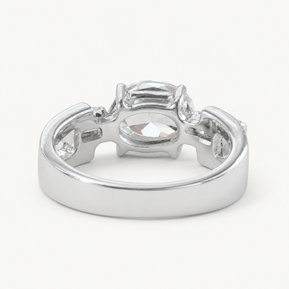 The Elara Oval Radiance Ring