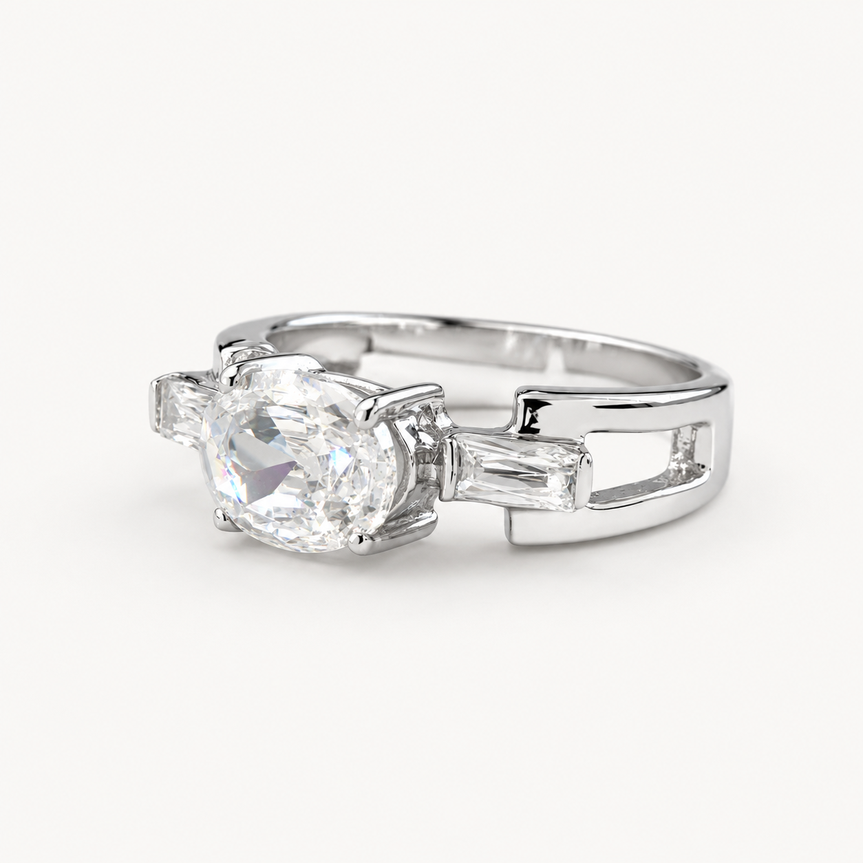 The Elara Oval Radiance Ring
