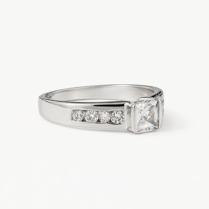 The Nadia Princess Radiance Ring – 925 Sterling Silver & CZ Stones