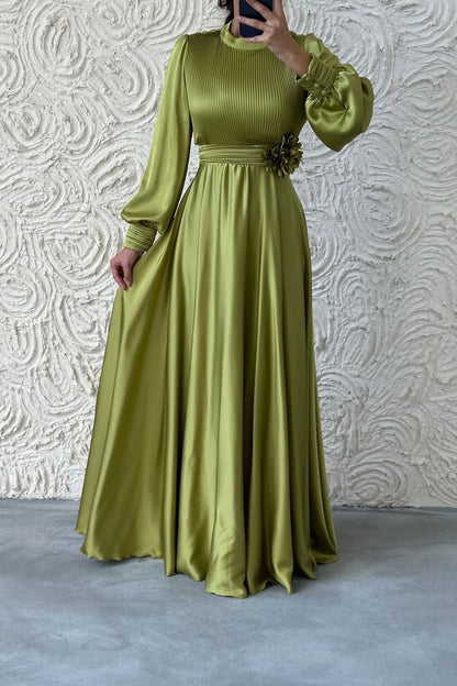 Flower Detailed Pleated Satin Evening Dress 4908