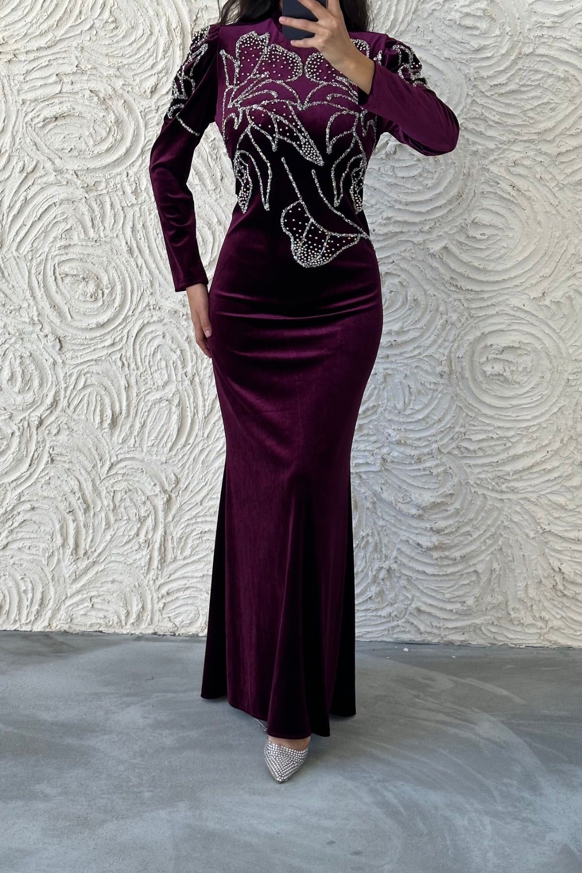 Fine Stone Embroidered Velvet Evening Dress 8023