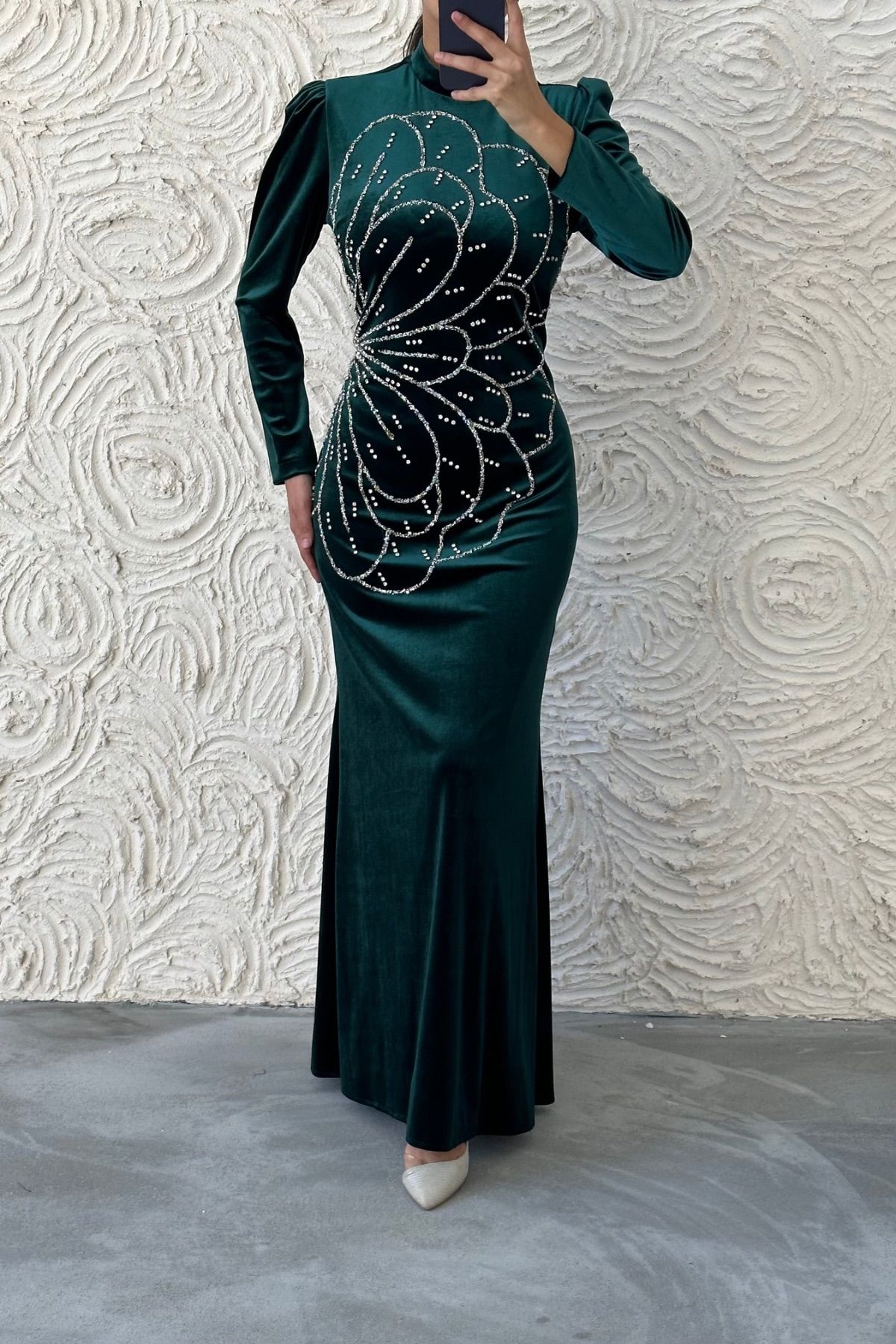 Unique Stone Embroidered Velvet Evening Dress 8025
