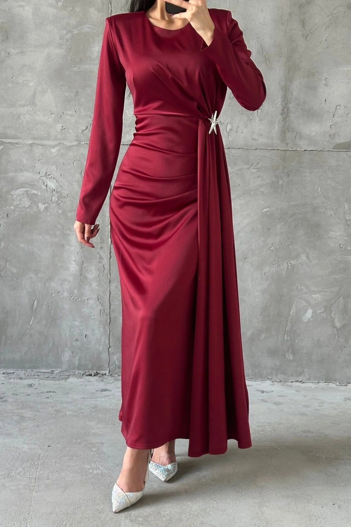 The Amara Sculpted Gown