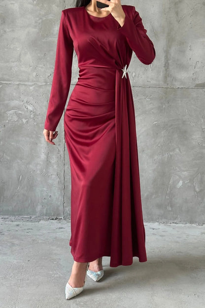The Amara Sculpted Gown