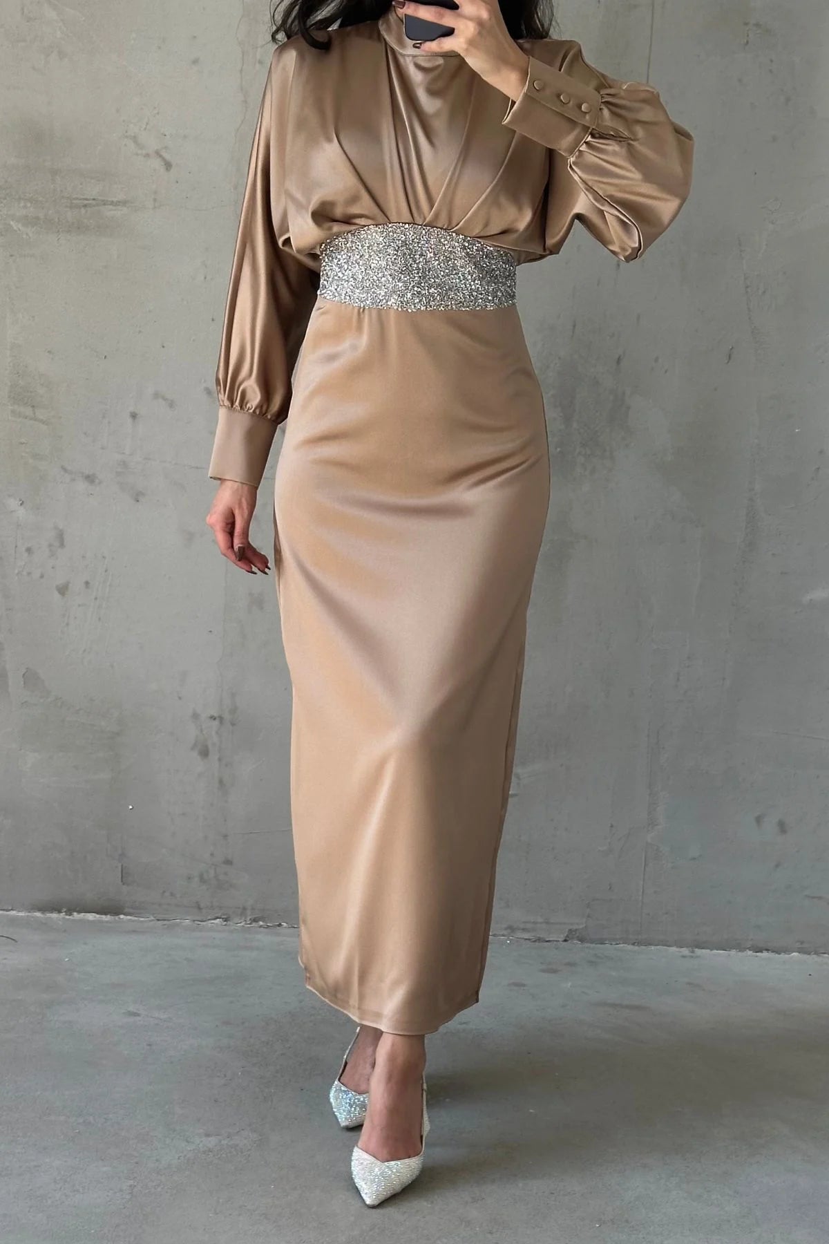 Modern Design Buttoned Satin Evening Dress 4930