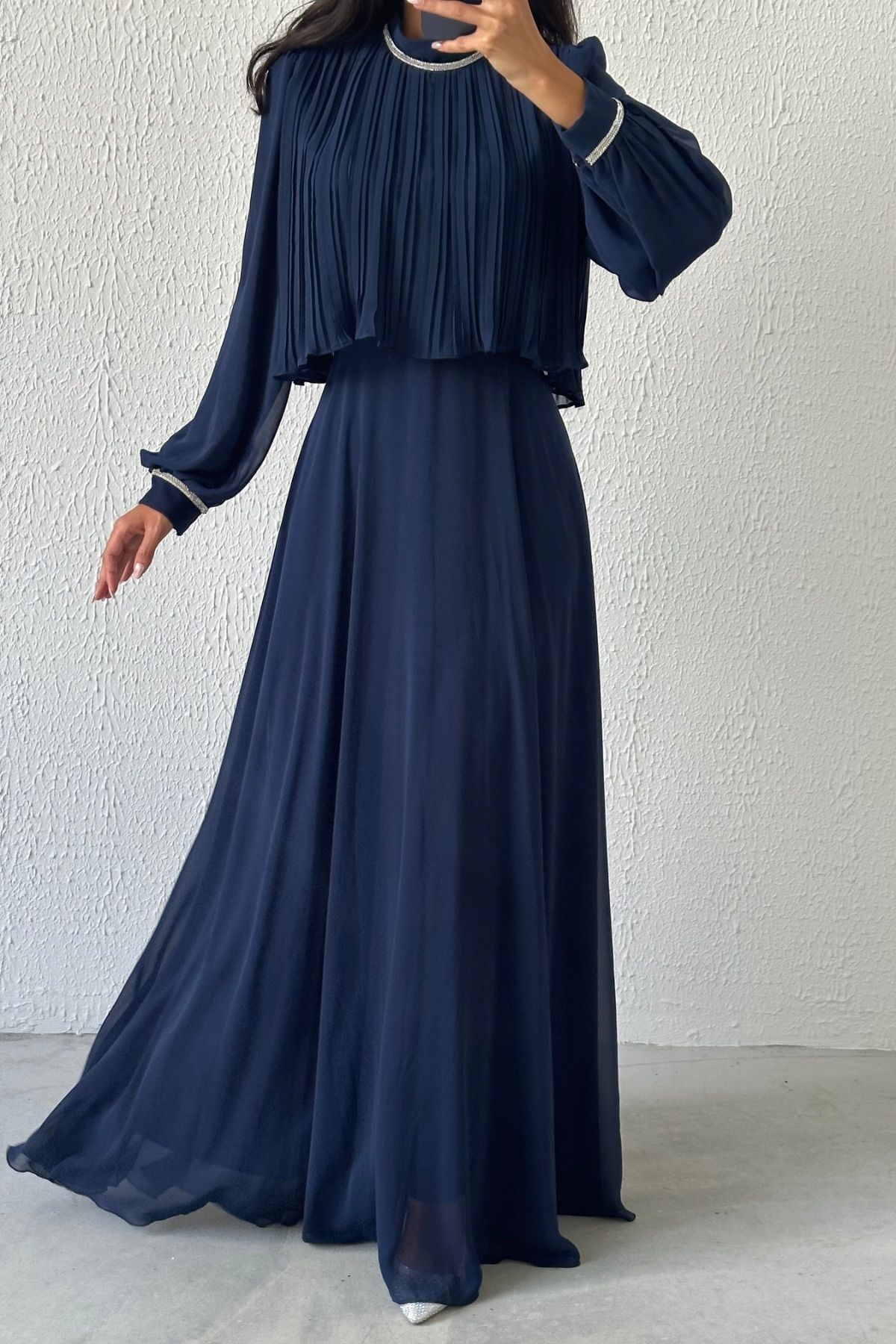 Fine Pleated and Stone Detailed Chiffon Hijab Evening Dress 4580