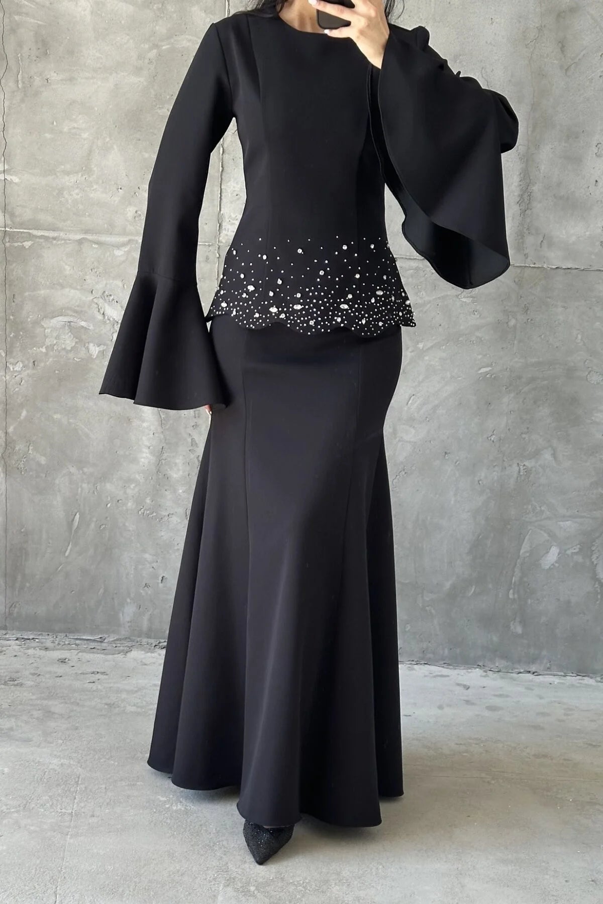The Elara Modest Set