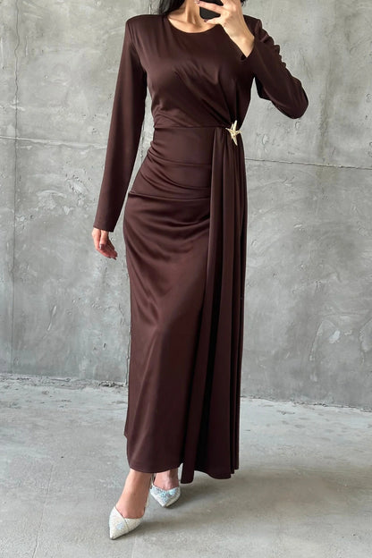 The Amara Sculpted Gown