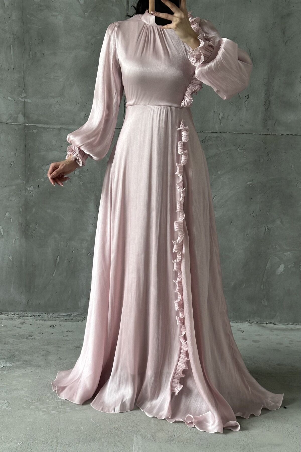 The Rosalie Elegance Gown
