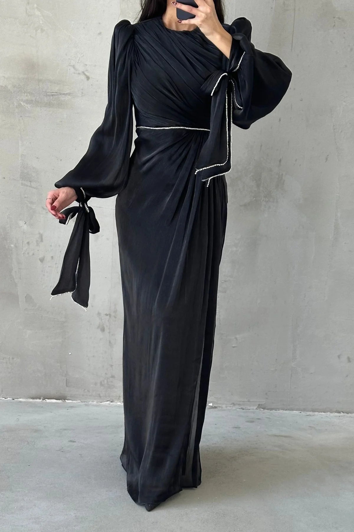 Pleated Beautiful Evening Dress with Bow Detail – Style 5019